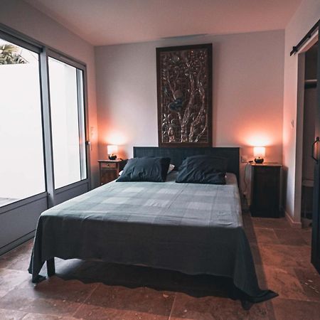 Appartement Avec Cour Privee Centre Ville Classe 4 Etoiles Remparts 1 La Rochelle  Exteriér fotografie